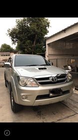 05 โตโยต้า ฟอร์จูนเนอร์ 3.0cc. ดีเซล เกียร์ธรรมดา4x4 