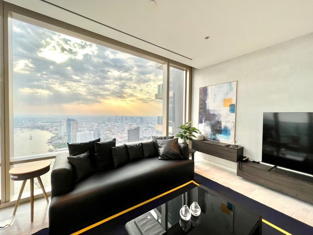 Four Seasons Private Residences (โฟร์ ซีซั่นส์ ไพรเวท เรสสิเด้นซ์) 5 Star Private Premium Residence Chao Phraya River